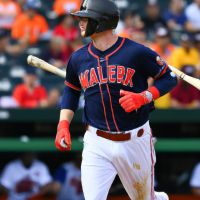 Free-agent 1B Walker, Astros agree to 3-year, $60M deal (source)